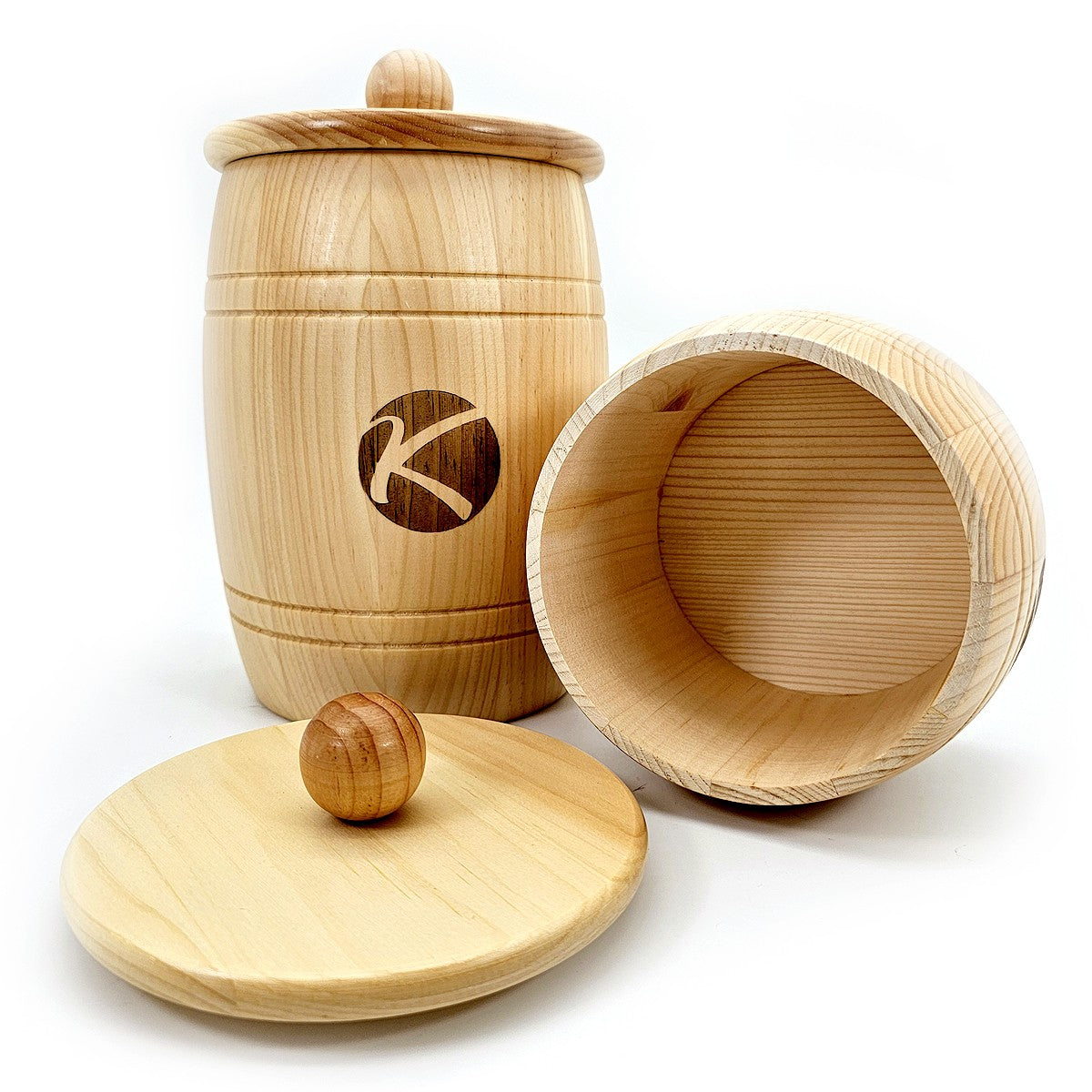 Holzfass mit Deckel